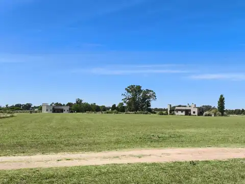 Terreno en Venta en Carlos Keen, USD 18.500