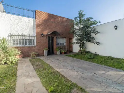 Casa Venta 4 Dormitorios Lote Propio Villa Lugano