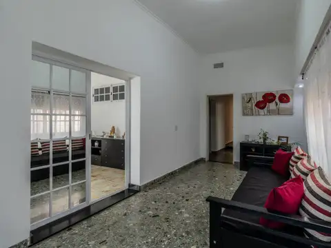 Casa Venta 4 Dormitorios Lote Propio Villa Lugano