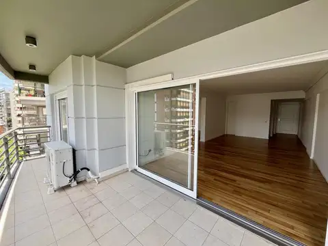 Departamento en Alquiler con 1 cocheras