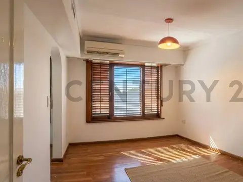 Casa en Venta en Luis Guillon, USD 199.000