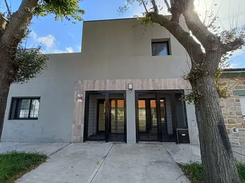Depto Tipo Casa en Venta de 2 dormitorios