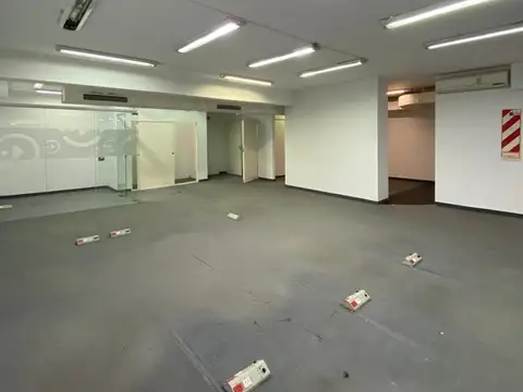 Oficina Monoambiente con 2 baños