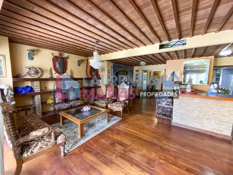 VENTA O ALQUILER - CASA 5 AMB. CON PATIO, TZA, COCHERA Y ASCENSOR EN VILLA DEVOTO