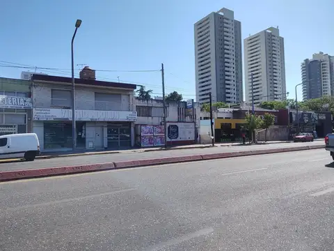 Terreno en Venta en Alto Alberdi, USD 210.000