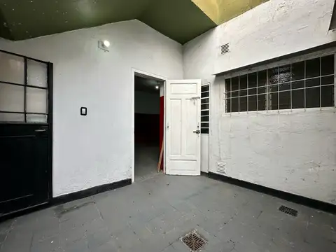 Depto Tipo Casa en Venta al Este