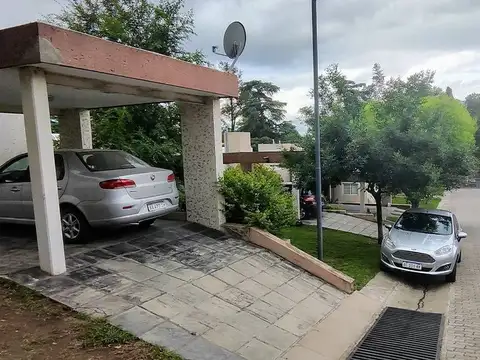 Elpidio González 900