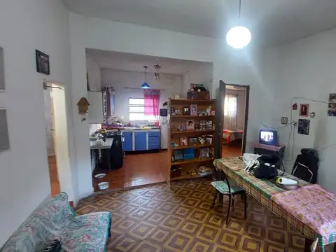 VENTA CASA 4 AMBIENTES  - JOSE C PAZ