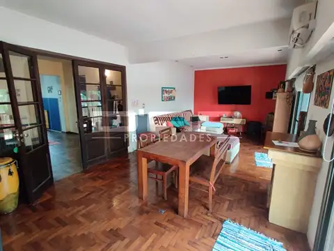 Depto Tipo Casa 4 ambientes con 1 baño