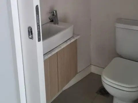 Departamento en Venta en Vicente Lopez Vias / Rio, USD 226.000