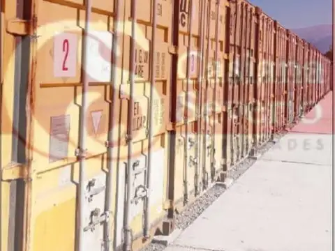 CONTAINERS