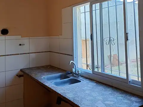 Casa en Alquiler en El Jaguel, $ 580.000