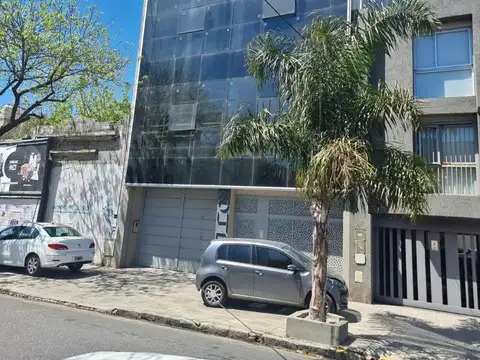 Oficina en Venta con 4 cocheras