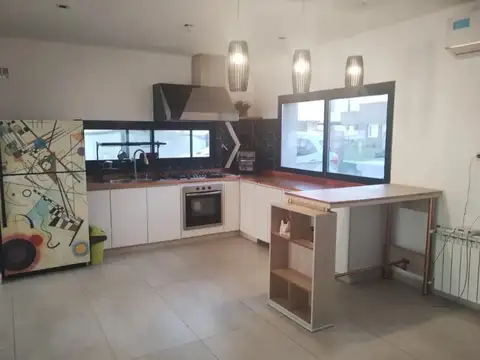 Casa en Alquiler en San Sebastian, USD 1.600