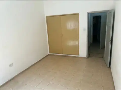 Depto Tipo Casa 4 ambientes con 1 baño