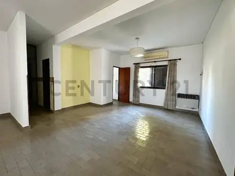 60 Esquina 141 , Piso 1