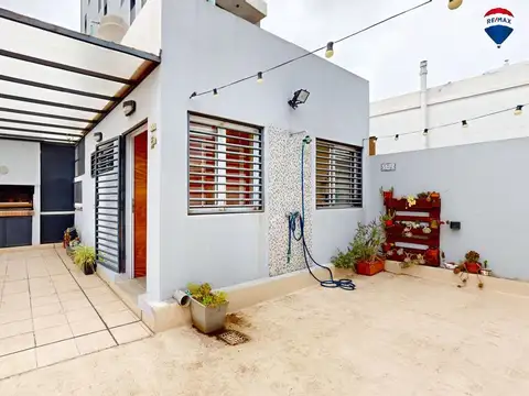 Depto Tipo Casa 4 ambientes con 1 baño