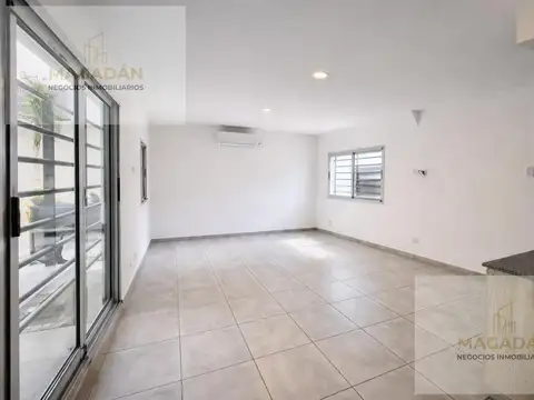 Alquiler-Departamento Mono ambiente 36 m2- al frente - Planta Baja- Villa Luzuriaga