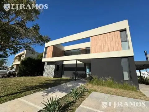 Casa en  venta en Puertos / Escobar