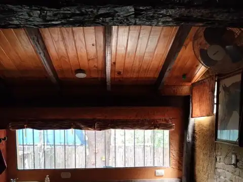 Paseo De Los Olivos e/ San Juan y Laprida