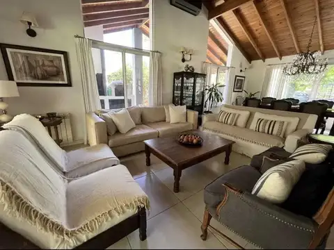 Casa  en Alquiler en El Portillo, Pilar, G.B.A. Zona Norte