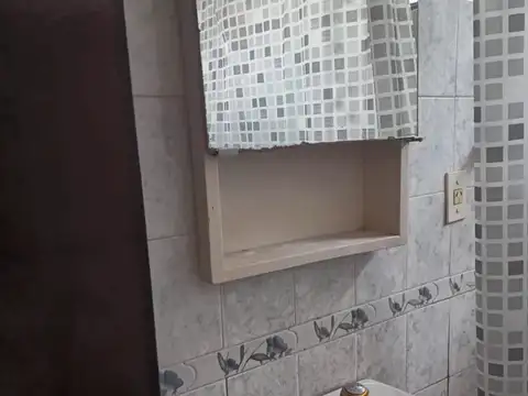 DEPARTAMENTO DE 3 AMBIENTES, MUY BUENA UBICACION