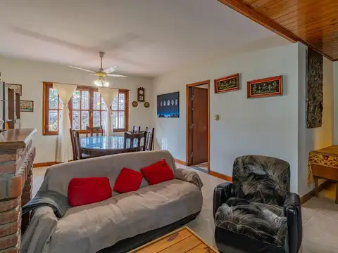 Casa en Venta con 1 cochera