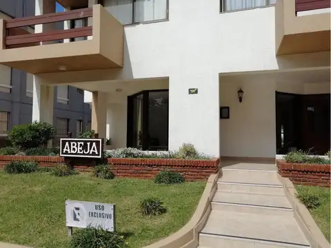 Departamento en Alquiler Temporal con 1 cocheras