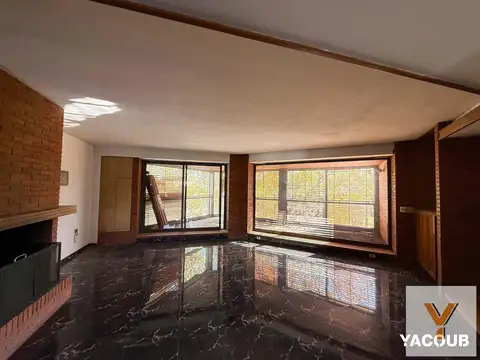 Departamento en venta - 3 Dormitorios 3 Baños - Cochera - La Plata