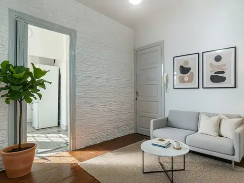 Departamento venta 3 ambientes con escritorio luminoso en San Nicolás