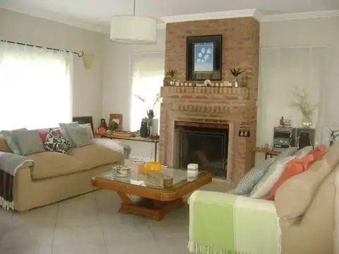 Casa en Venta en La Delfina, USD 310.000