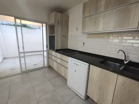Departamento en Alquiler en Godoy Cruz, $ 860.000