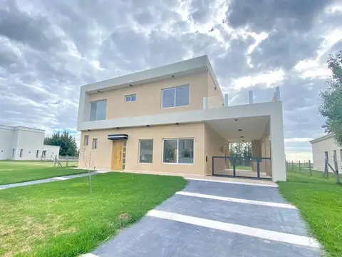 Casa en Venta Lagos de San Eliseo - Presidente Peron