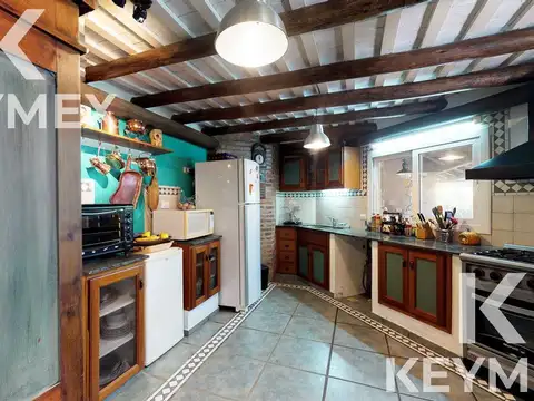 VENTA DE CASA DE 4 DORMITORIOS EN CAMPOS DE ROCA