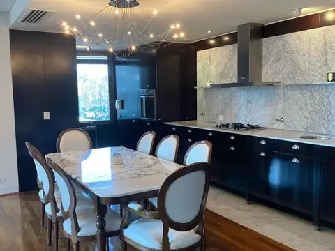 Departamento en Alquiler con 1 cocheras