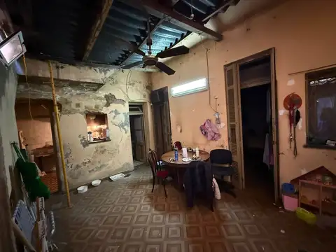 Depto Tipo Casa en Venta de 5 ambientes