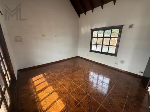Depto Tipo Casa 2 ambientes con 1 baño