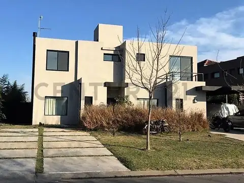 Aristóbulo del Valle 51500, Piso 0