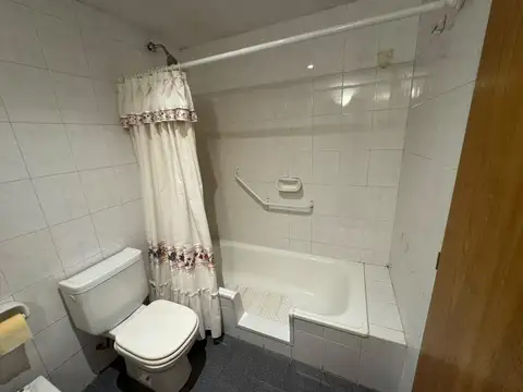Departamento en Alquiler de 5 ambientes