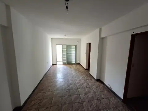 Amenábar 100, Piso 01