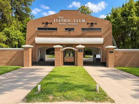 Lote de 706 m2 Barrio Las fuentes - Tristan Suarez