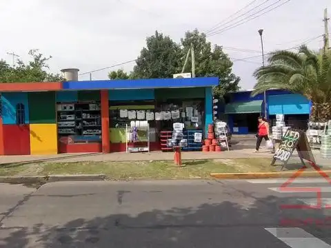 Venta Local c/ vivienda sobre Av.  de alto transito - Oportunidad de Negocio - Ramos Mejia