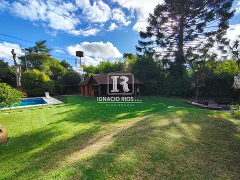 Casa en Alquiler Temporal con 4 cocheras