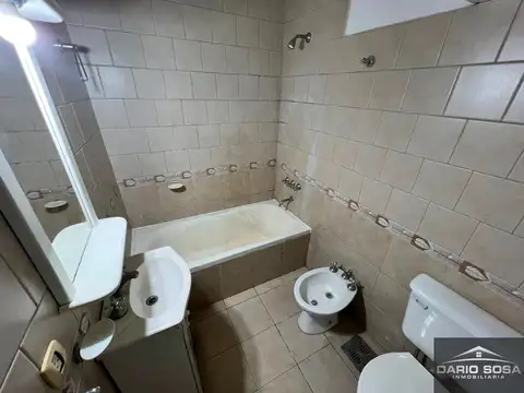 Casa 3 ambientes con 2 baños