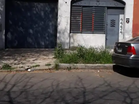 Galpón en venta - 200Mts2 - Floresta