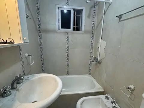 Departamento 4 ambientes con 1 baño