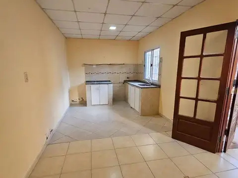 CASA A LA VENTA- BARRIO 150 VIVIENDAS BARRANQUERAS