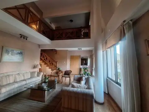 Departamento tipo duplex en Villa Devoto