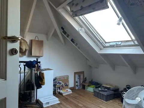 Casa 6 ambientes con 5 baños