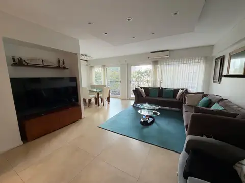 Departamento 4 ambientes con 2 baños